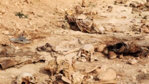 الآثار  الوخيمة: تشابهات واختلافات في المقابر الجماعية بين غزة والعراق