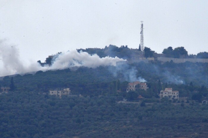 حزب الله اللبناني يؤكد عدم  حياديته في حرب غزة وضربة إسرائيلية تستهدف مواقعه على الحدود