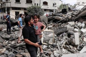 واشنطن بوست: ما أسقطته إسرائيل على غزة يفوق قنابل التحالف الدولي بالعراق وسوريا