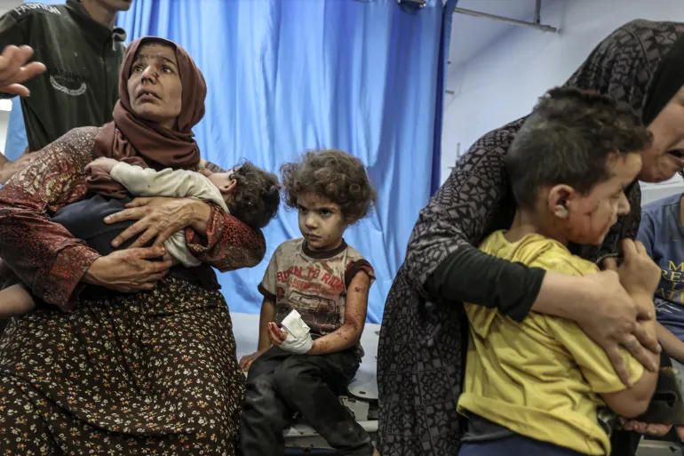 أطفال غزة يئنون تحت هول الصدمة واقتراب الغزو البري