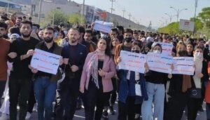 متظاهرو السليمانية يتجاوزون سلطات الاقليم و يفاوضون بغداد