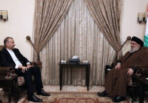 وزير الخارجية الإيراني يلتقي الأمين العام لحزب الله في بيروت