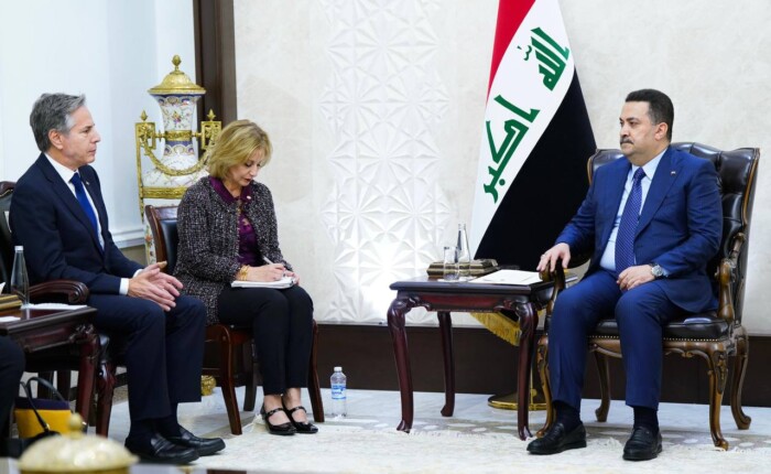 بلينكن: مستمرون بالتعاون الأمني والسياسي مع العراق ونحذر من مهاجمة مصالحنا ‌