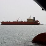 إيران تطلق سراح طاقم سفينة تجارية مرتبطة بإسرائيل