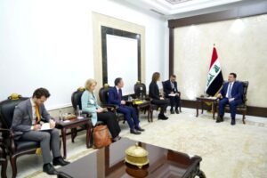 السوداني: الحكومة حريصة على استمرار التعاون مع بعثة الناتو بالعراق
