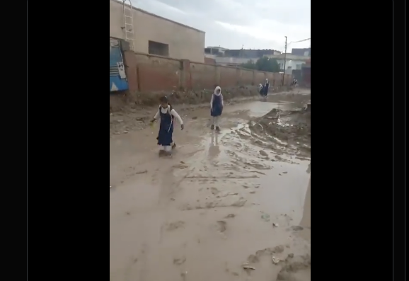 صواريخ الغضب توجه الى البصرة:فشل ذريع في تصريف مياه الأمطار بسبب فساد المشاريع