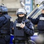 الشرطة تردي رجلاً حاول إضرام النار في كنيس بشمال غرب فرنسا