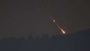 البيت الابيض: بعض الصواريخ الإيرانية أطلقت على اسرائل من العراق ولبنان واليمن