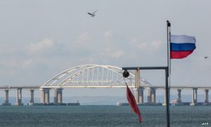 موسكو تحذر أوربا وامريكا من أعمال عسكرية ضد جسر القرم