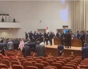 السفراء بين المحاصصة والكفاءة.. البرلمان يصوت والشرعية تتبخر