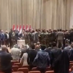 البرلمان العراقي.. ساحة معركة بدلاً من منبر حكمة.. دعوات الى ضبط السلوك