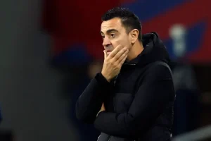 تشافي يوجه رسالة تحذيرية لخليفته في نادي برشلونة