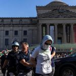 شرطة نيويورك تعتقل 29 شخصا في احتجاجات مؤيدة للفلسطينيين بمتحف بروكلين