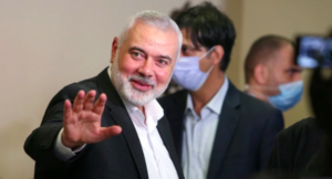 إعلام إيراني: صاروخ من بلد مجاور تسبب باغتيال هنية