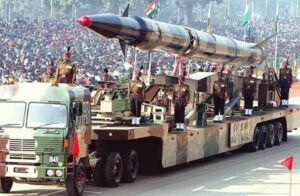 الهند وباكستان على صفيح ساخن.. هل نشهد مواجهة نووية؟