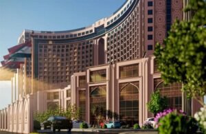 اندلاع حريق ضخم في فندق قلب العالم في بغداد