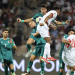 العراق يهزم الإمارات ويتأهل للملحق العالمي