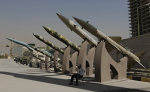 مسؤول إيراني: سنغير قواعد اللعبة .. والعالم سيتوسل إلينا