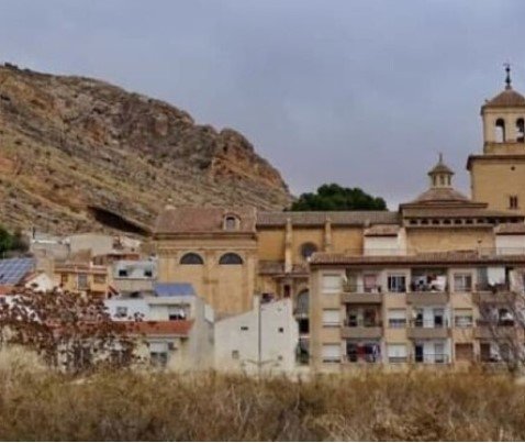 قرار اسباني ضد المسلمين : لا احتفالات دينية