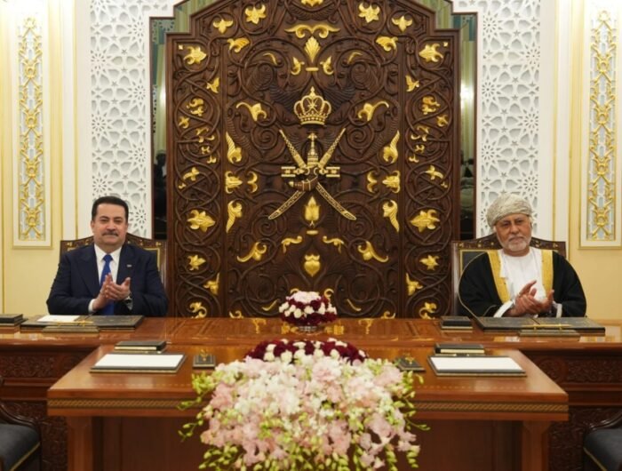 العراق وعمان يوقعان اتفاقيتين و24 مذكرة تفاهم