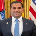 غموض حول مصير مبعوث ترامب سافايا: إقالة أم لا يزال في منصبه؟