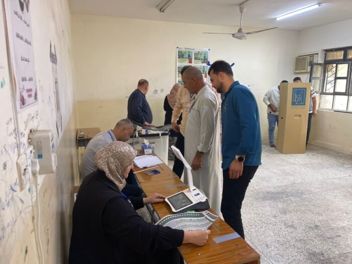 أكثر من 1200 مراقب دولي يتابعون العملية الانتخابية