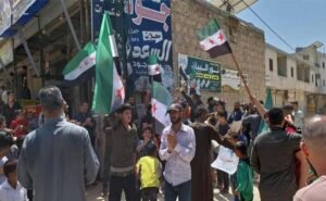 قتيلان برصاص قوات الأمن خلال تفريق تظاهرة للعلويين في سوريا