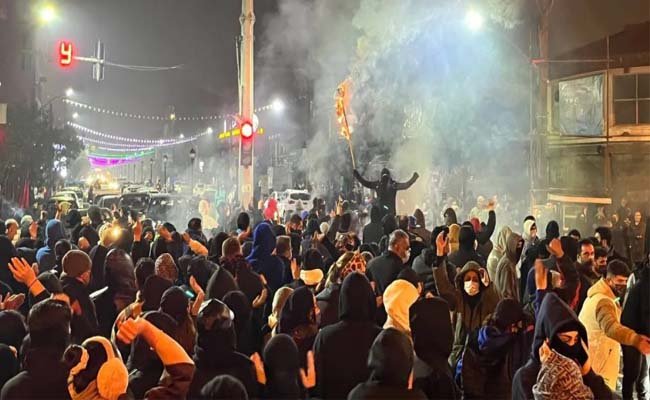 إيرواني: الولايات المتحدة وراء تحول الاحتجاجات في إيران إلى أعمال شغب