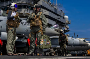 إيران بين الحاملة الأمريكية وخيار الرد الشامل والمحيط الهندي يتحول إلى ساحة مواجهة 