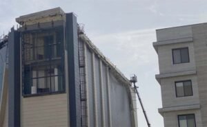 إجراءات أمنية في موقع انهيار مول الزهراء بالزعفرانية