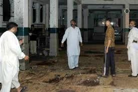 30 قتيلا بتفجير انتحاري استهدف مسجدا شيعيا في إسلام أباد