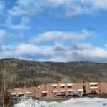 تسعة قتلى في إطلاق نار داخل مدرسة ومنزل في غرب كندا