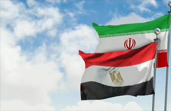 إيران تقرر تبادل السفراء مع مصر