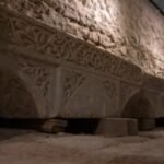 زوار يكتشفون مصلى مخفيا منذ 9 قرون بالموصل