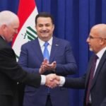 العراق يوقّع مع شيفرون الأميركية اتفاقيتين لتطوير حقول نفطية