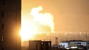 إصابة خمسة مواقع نفطية في طهران ومحيطها بضربات أميركية وإسرائيلية