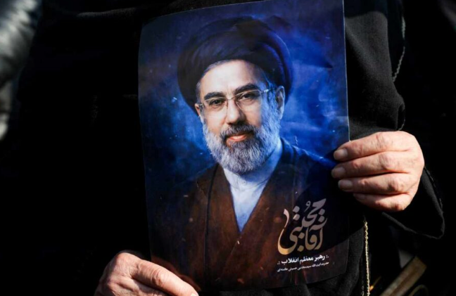 المرشد الأعلى الجديد لإيران “بخير” رغم إصابته في الحرب