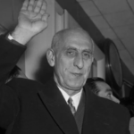 مصدق والذاكرة الإيرانية..  تأميم النفط منبع أخطر صراع مع واشنطن