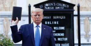 الرئيس الممسوح بالزيت:توظيف النبوءات الإنجيلية لتحويل ترامب إلى أداة إلهية للتغيير الكوني.