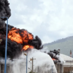 إيران تقصف ناقلة نفط كويتية بعد تهديد ترامب بتدمير منشآت الطاقة