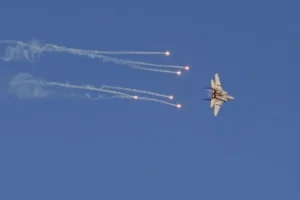 إسقاط إف-15 يكشف تحول ميزان القوة الجوية داخل الأجواء الإيرانية