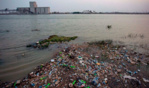 “جريمة بيئية” في دجلة ودعوات الى تحقيق عاجل ومحاسبة الجهات المتورطة