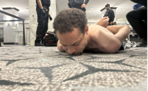 من هو المتهم الموقوف في هجوم فندق واشنطن هيلتون؟