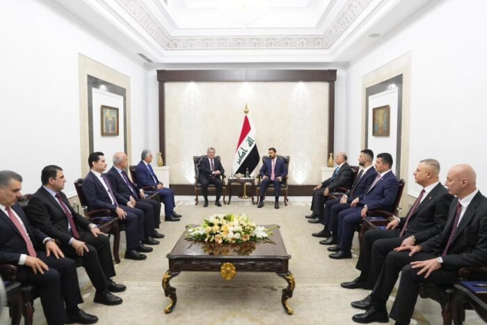 الزيدي: الحكومة حريصة بالتعاون مع الإقليم وحل قضايا المنافذ