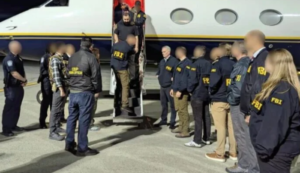 صمت حكومة الزيدي بعد تسليم السعدي إلى الـFBI يضع الاستفهام عن مديات العلاقة مع واشنطن