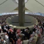 بين الجمرات والكعبة..  1.7 مليون حاج يعبرون “وادي الامتحان الأخير”