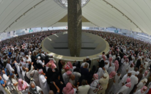 بين الجمرات والكعبة..  1.7 مليون حاج يعبرون “وادي الامتحان الأخير”