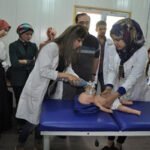 أطباء بلا عيادات وصيادلة بلا صيدليات.. أزمة خريجي المجموعات الطبية تتفاقم