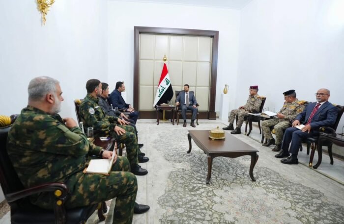 رئيس الوزراء يشكل لجنة لفك الارتباط بالحشد وحصر السلاح بيد الدولة