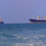 الحوثيون يعلنون فرض حظر كامل على السفن الإسرائيلية في البحر الأحمر